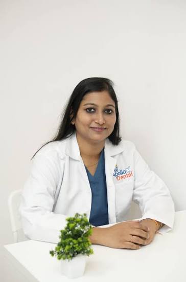 Dr Shreya